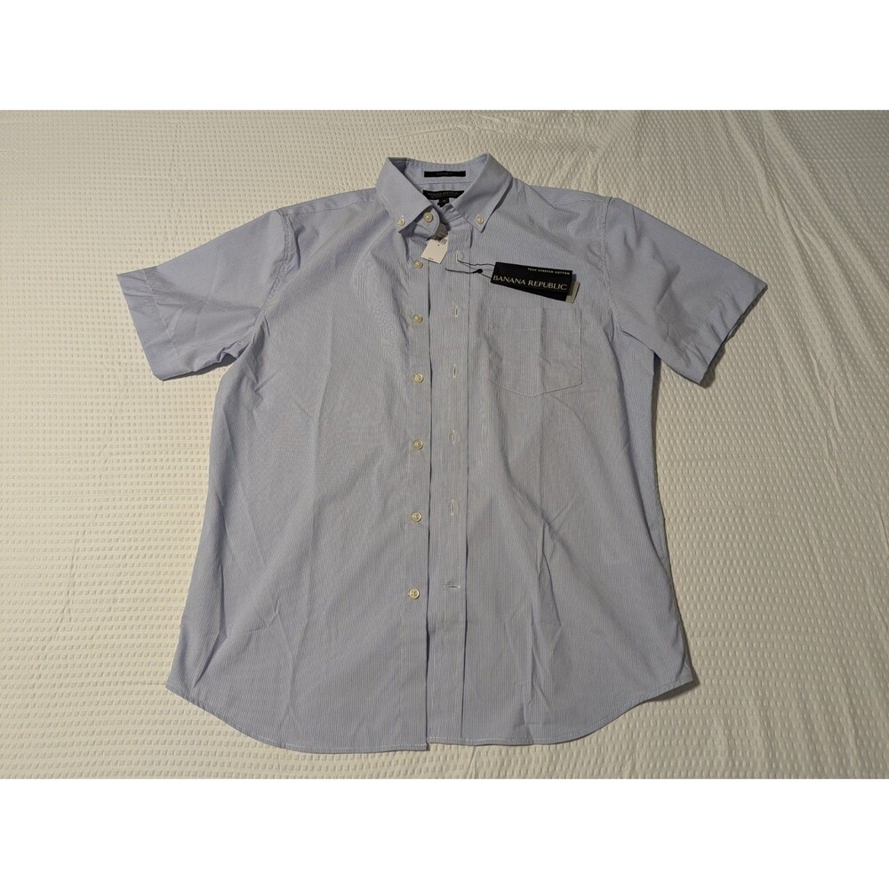 Banana Republic Men's Short Sleeve Blue Button Up Shirt (Medium) New With Tags